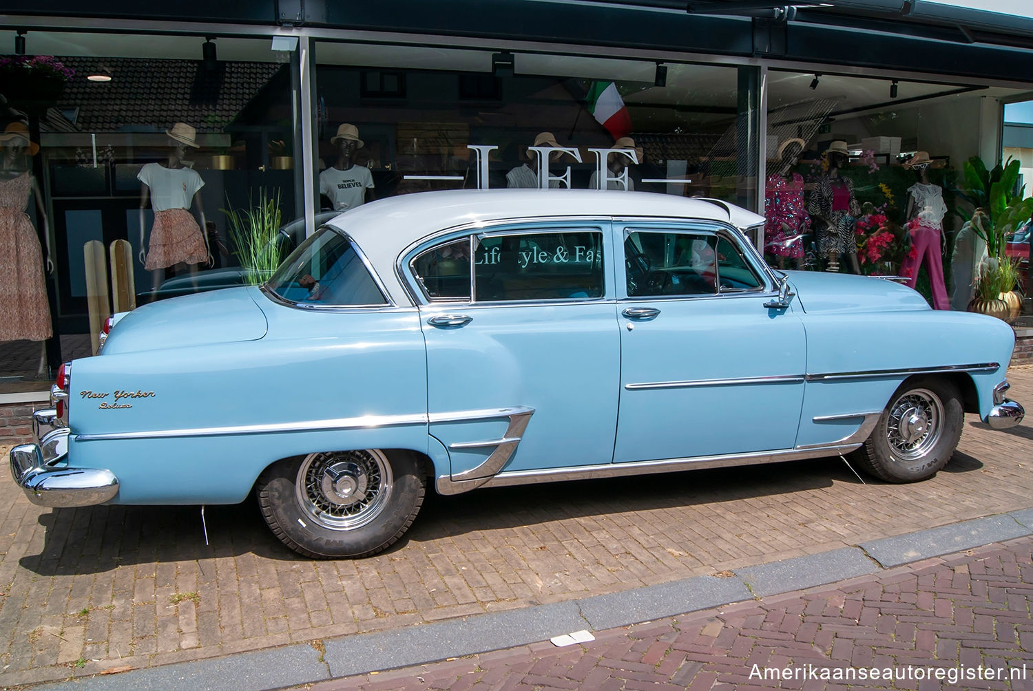 Chrysler New Yorker uit 1954